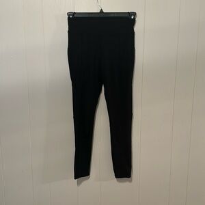 Black pop fit leggings